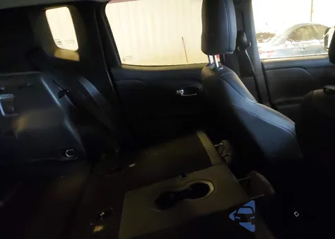 2020 Jeep Renegade Trailhawk 4X4 z USA, uszkodzony, nr VIN ZACNJBC17LPL54354